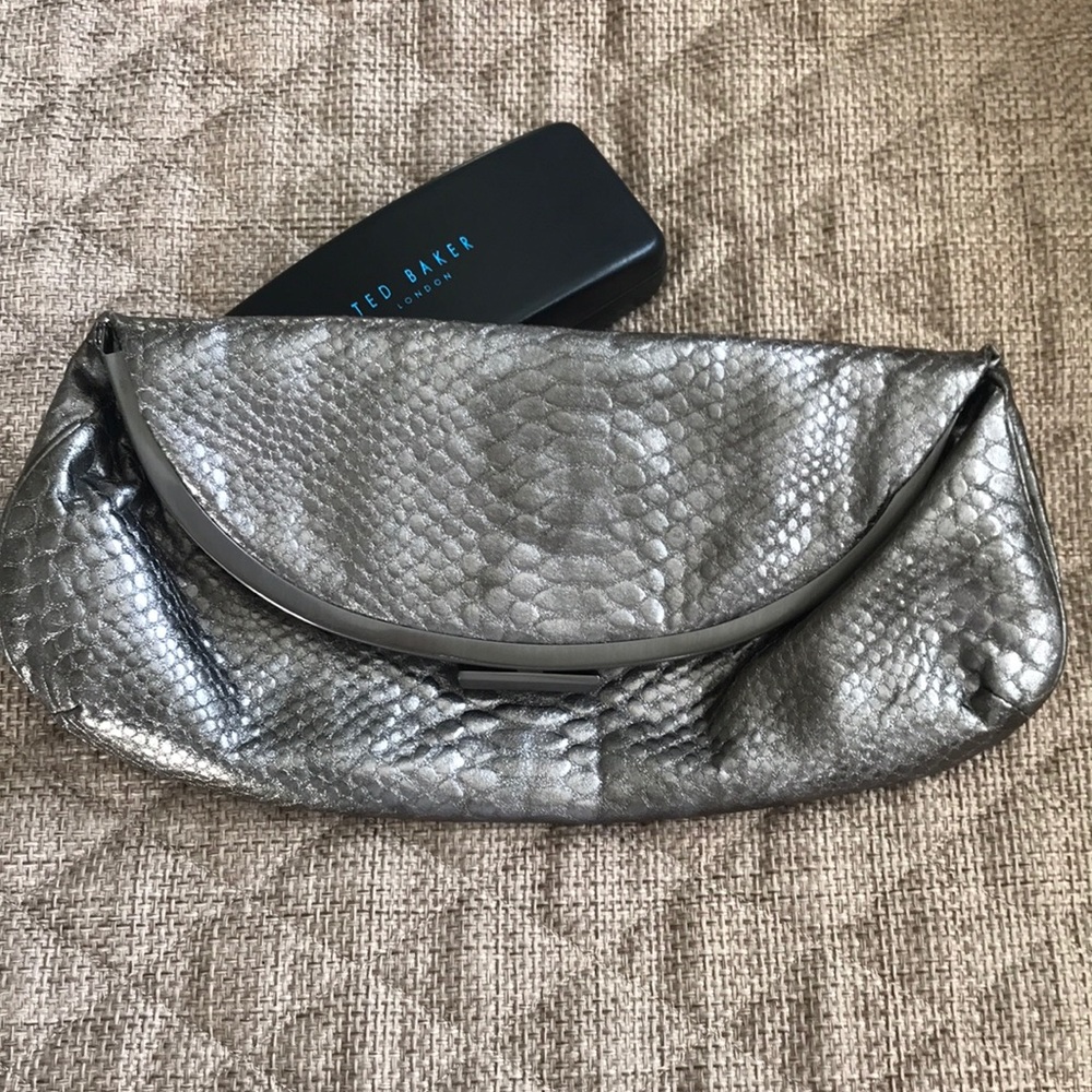 Banana Republic envelope clutch